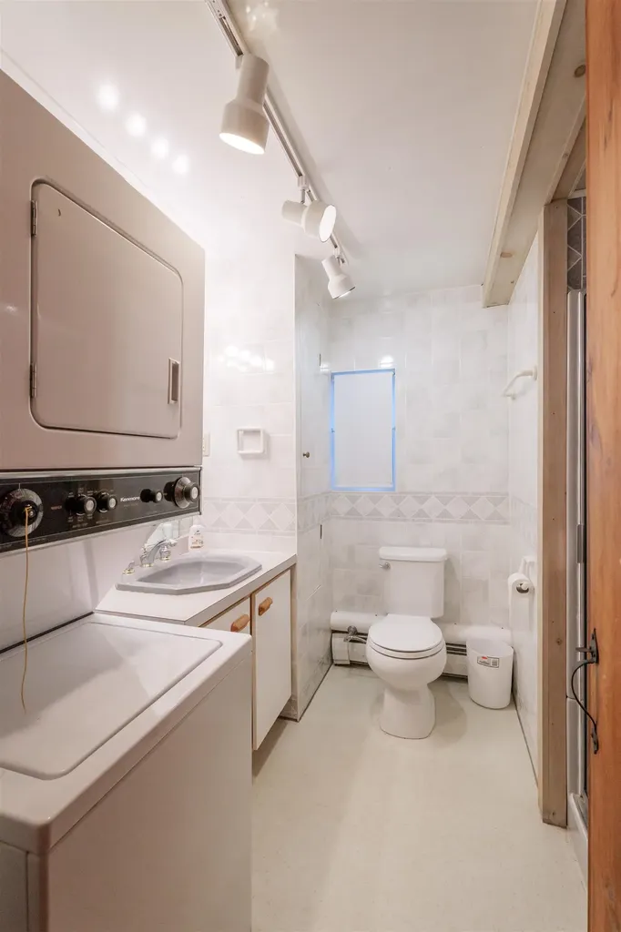 18 Black Cat Island Road Moultonborough NH 03254