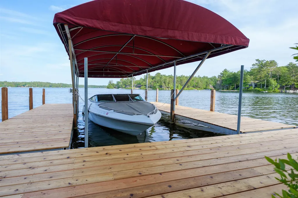 18 Black Cat Island Road Moultonborough NH 03254