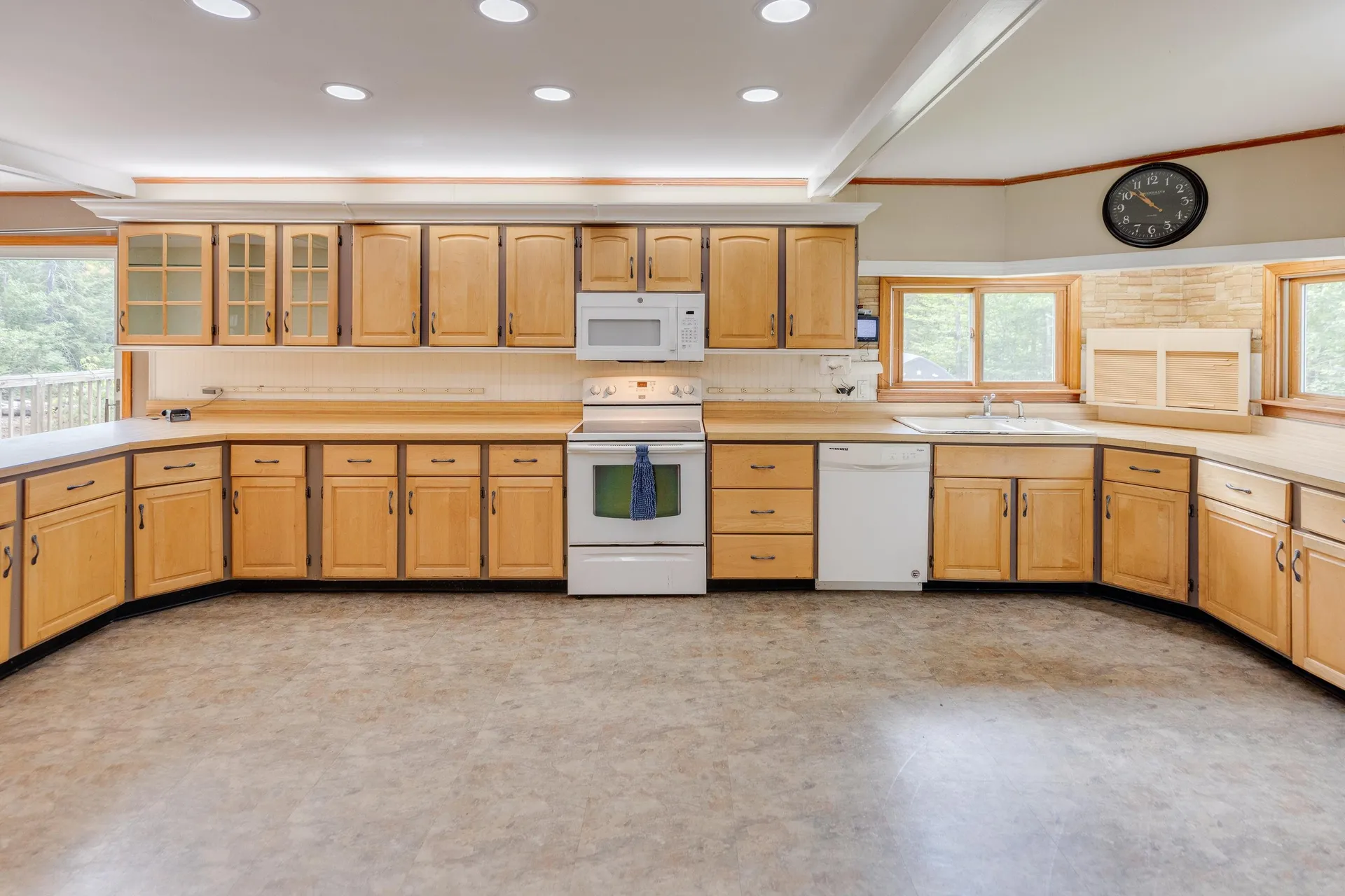 6 Goodbout Road Lincoln NH 03251