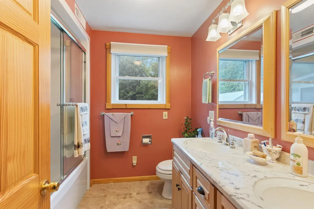 1195 Bay Road Colchester VT 05446