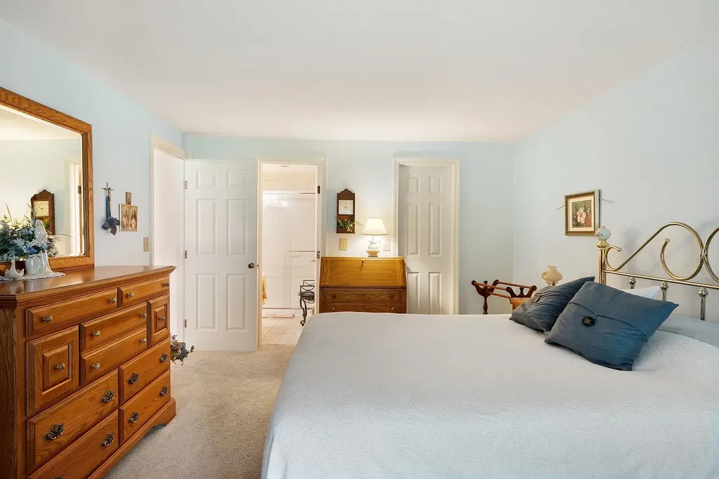 3 Chandler Drive Atkinson NH 03811