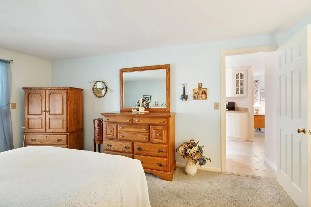 3 Chandler Drive Atkinson NH 03811