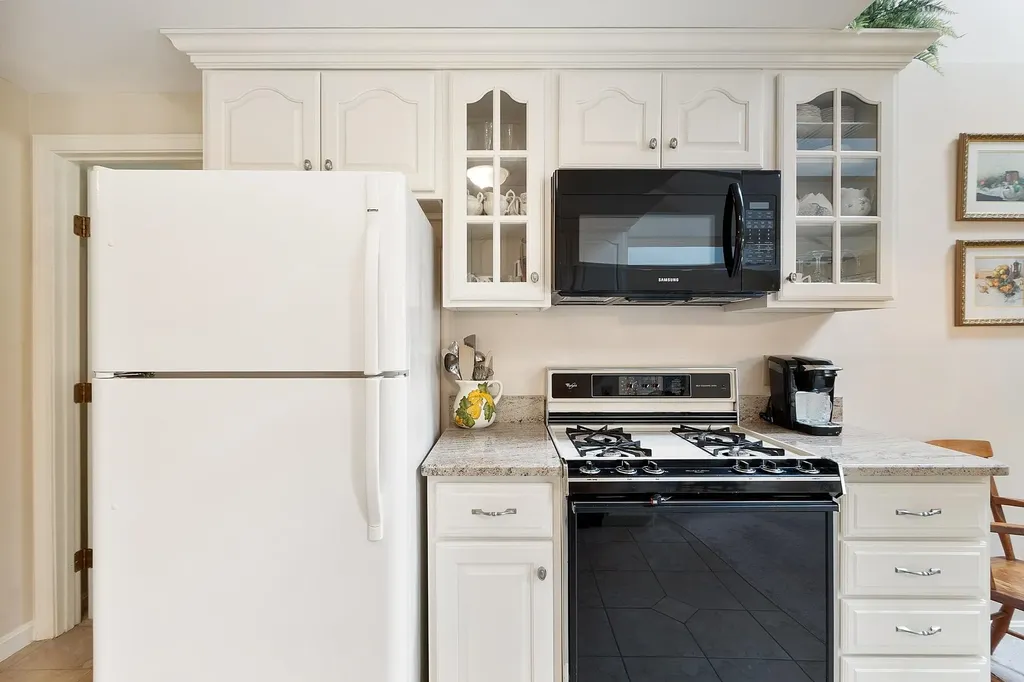 3 Chandler Drive Atkinson NH 03811