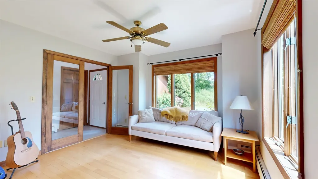 148 Little Horse Lane Charlotte VT 05445