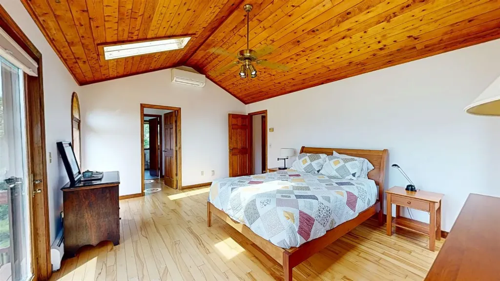 148 Little Horse Lane Charlotte VT 05445