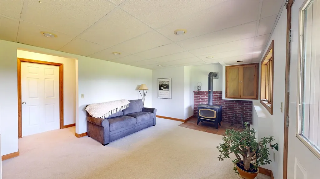 148 Little Horse Lane Charlotte VT 05445