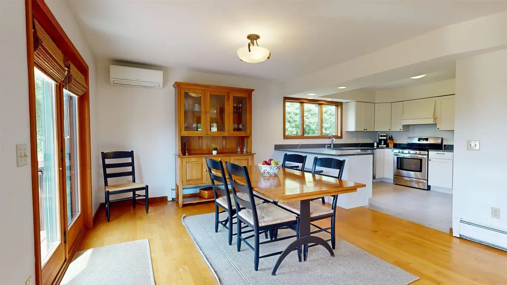 148 Little Horse Lane Charlotte VT 05445