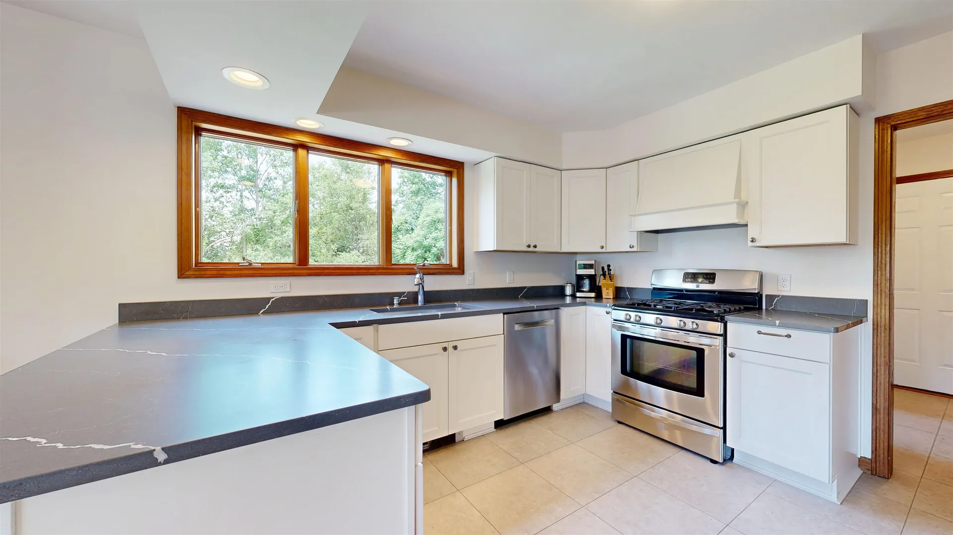 148 Little Horse Lane Charlotte VT 05445