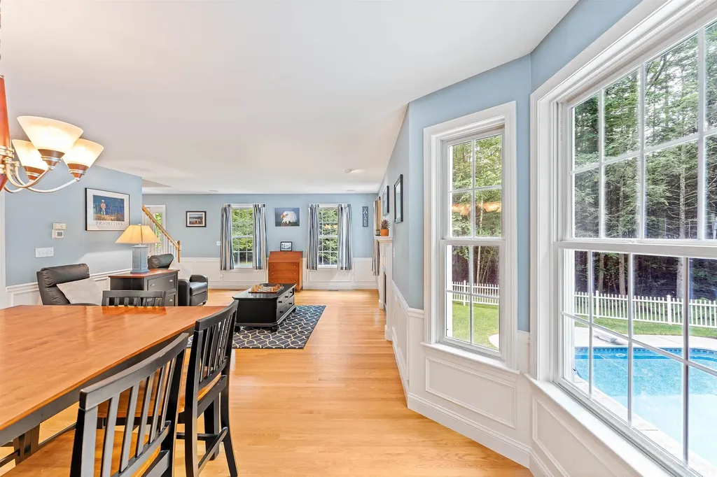 166 Brentwood Road Exeter NH 03833