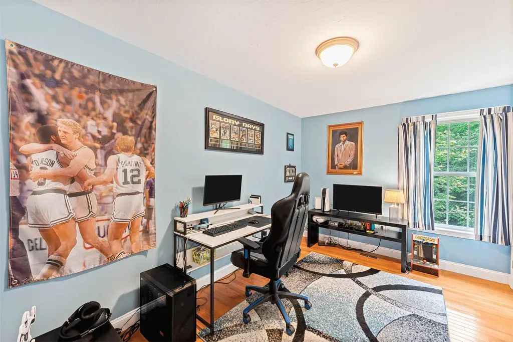166 Brentwood Road Exeter NH 03833