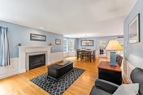 166 Brentwood Road Exeter NH 03833