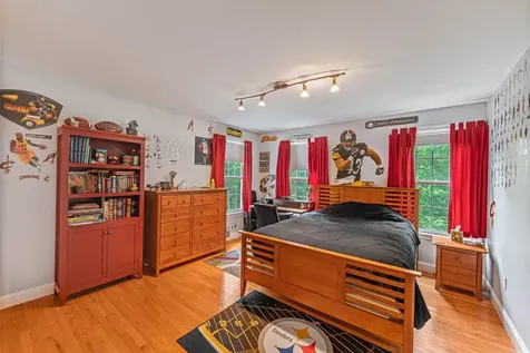 166 Brentwood Road Exeter NH 03833