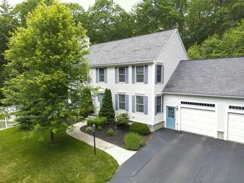 166 Brentwood Road Exeter NH 03833