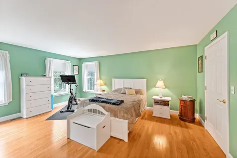 166 Brentwood Road Exeter NH 03833