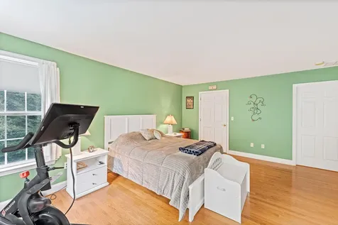 166 Brentwood Road Exeter NH 03833