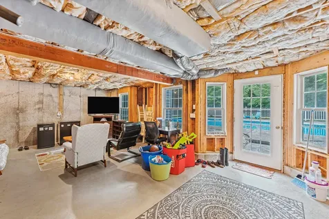 166 Brentwood Road Exeter NH 03833
