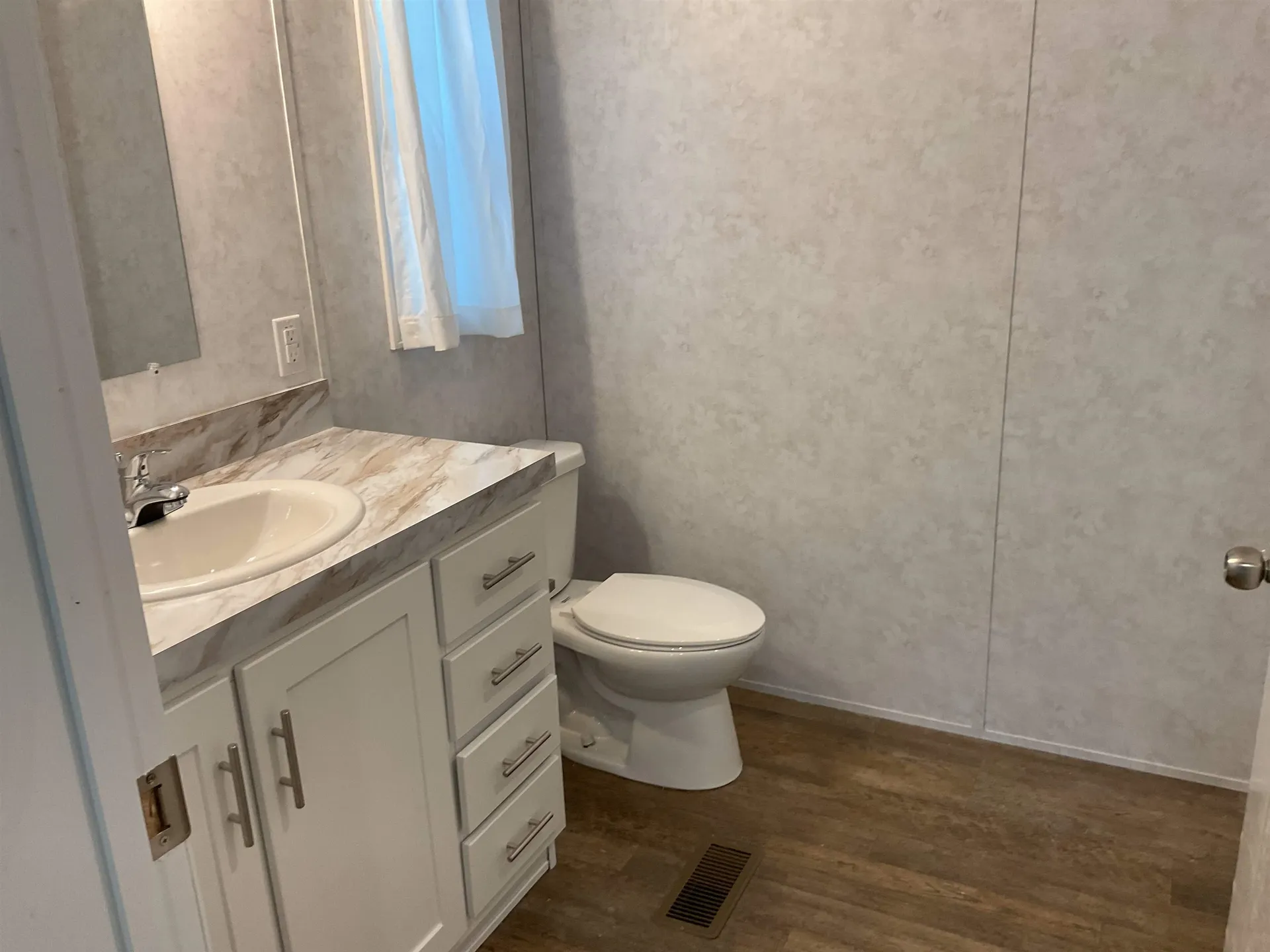 10 Granite Lane Wolfeboro NH 03894