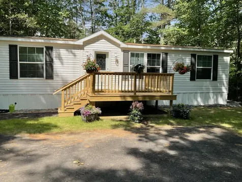 10 Granite Lane Wolfeboro NH 03894