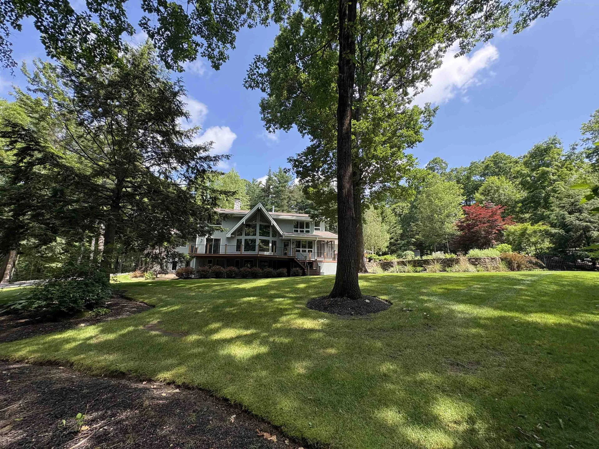 48 N Pepperell Road Hollis NH 03049
