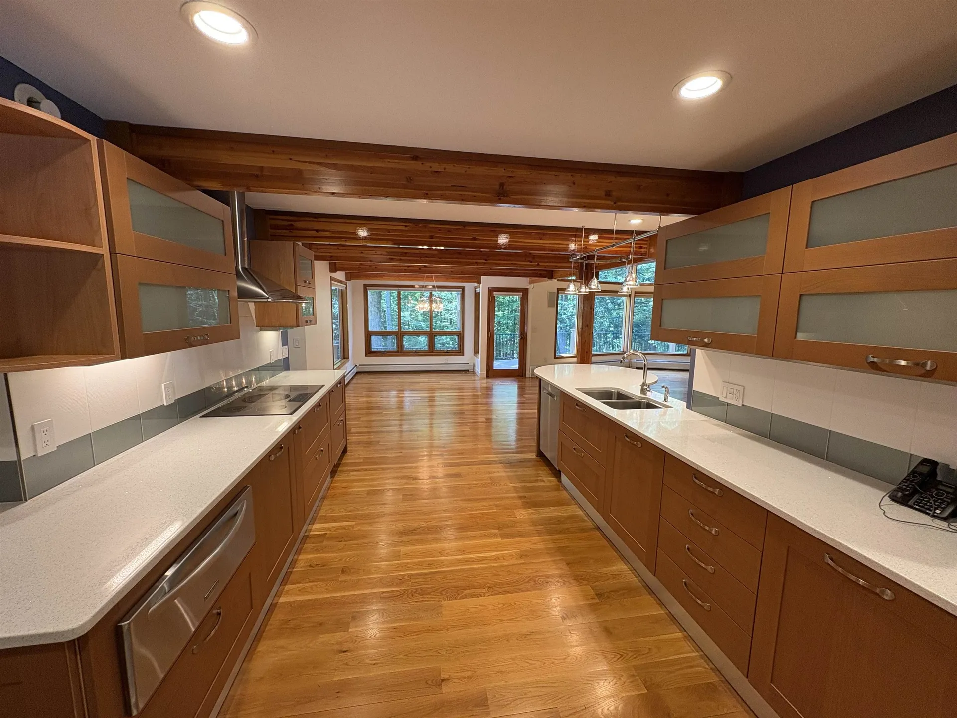 48 N Pepperell Road Hollis NH 03049