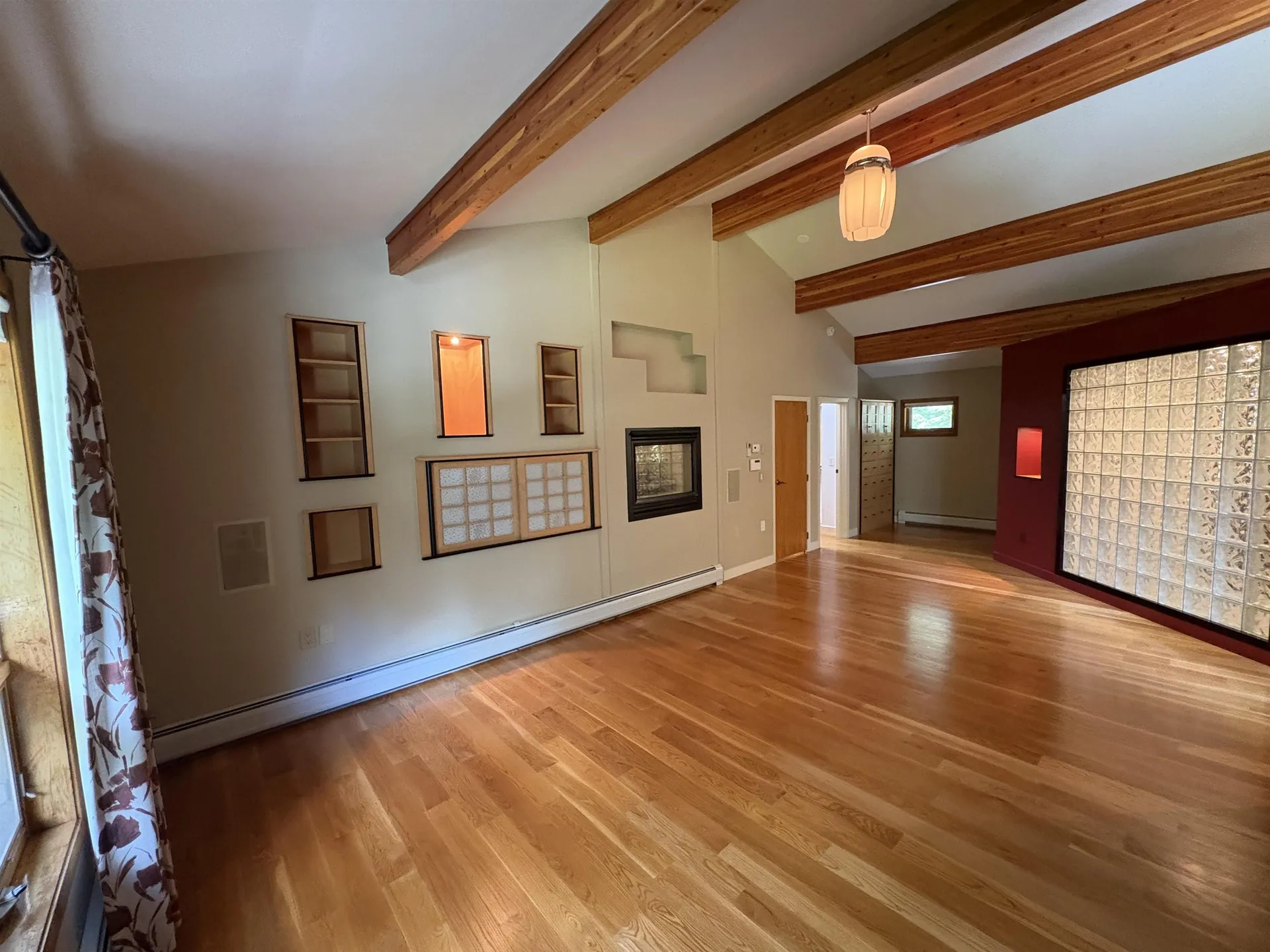 48 N Pepperell Road Hollis NH 03049