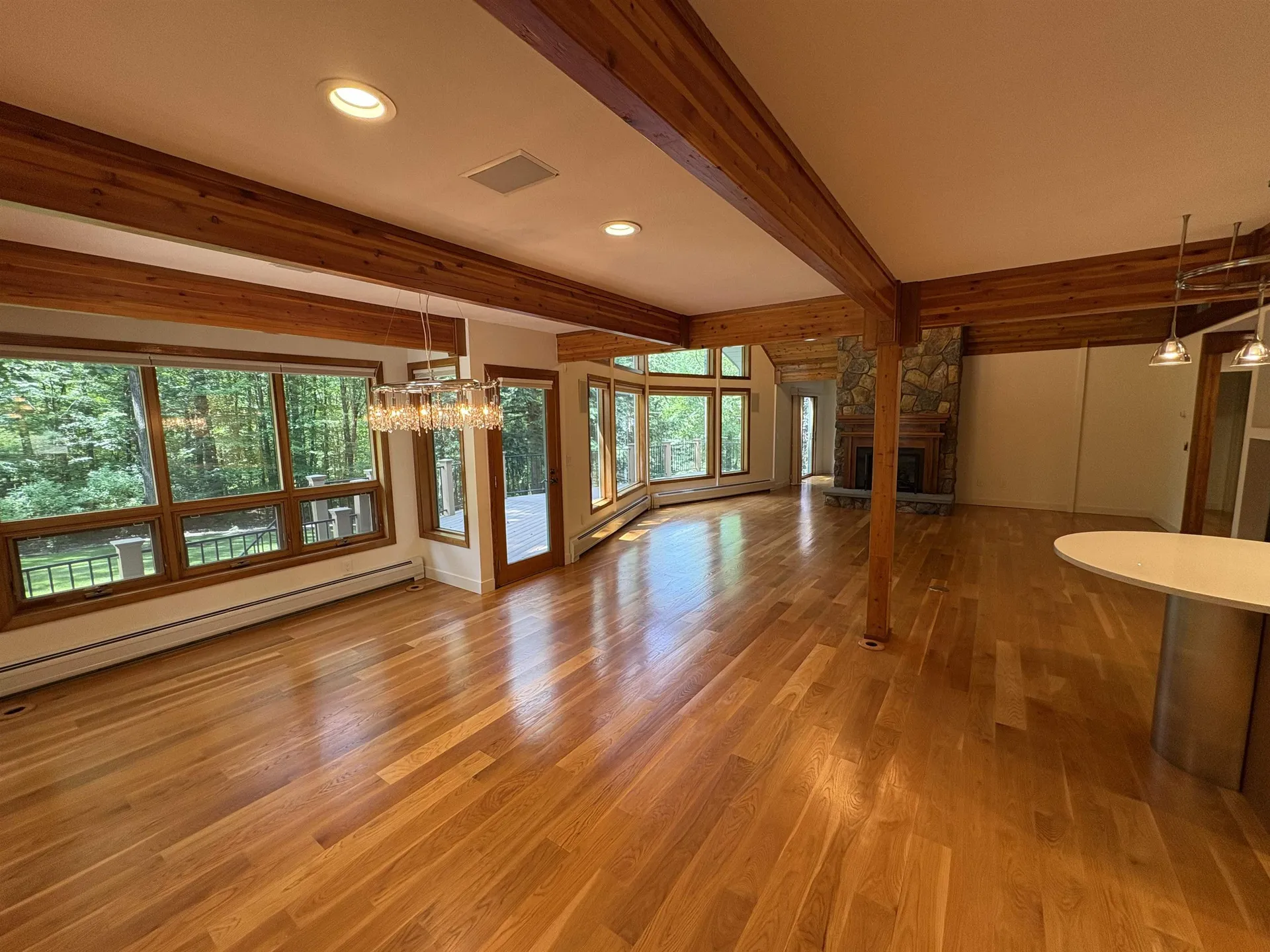 48 N Pepperell Road Hollis NH 03049