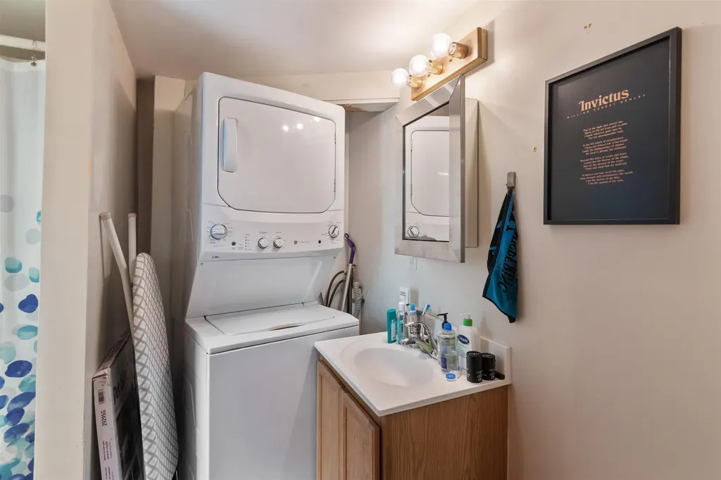 40-40 1/2 Convent Square Burlington VT 05401