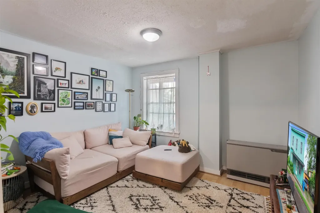 40-40 1/2 Convent Square Burlington VT 05401