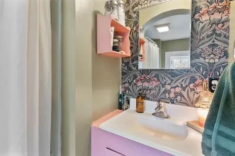 40-40 1/2 Convent Square Burlington VT 05401