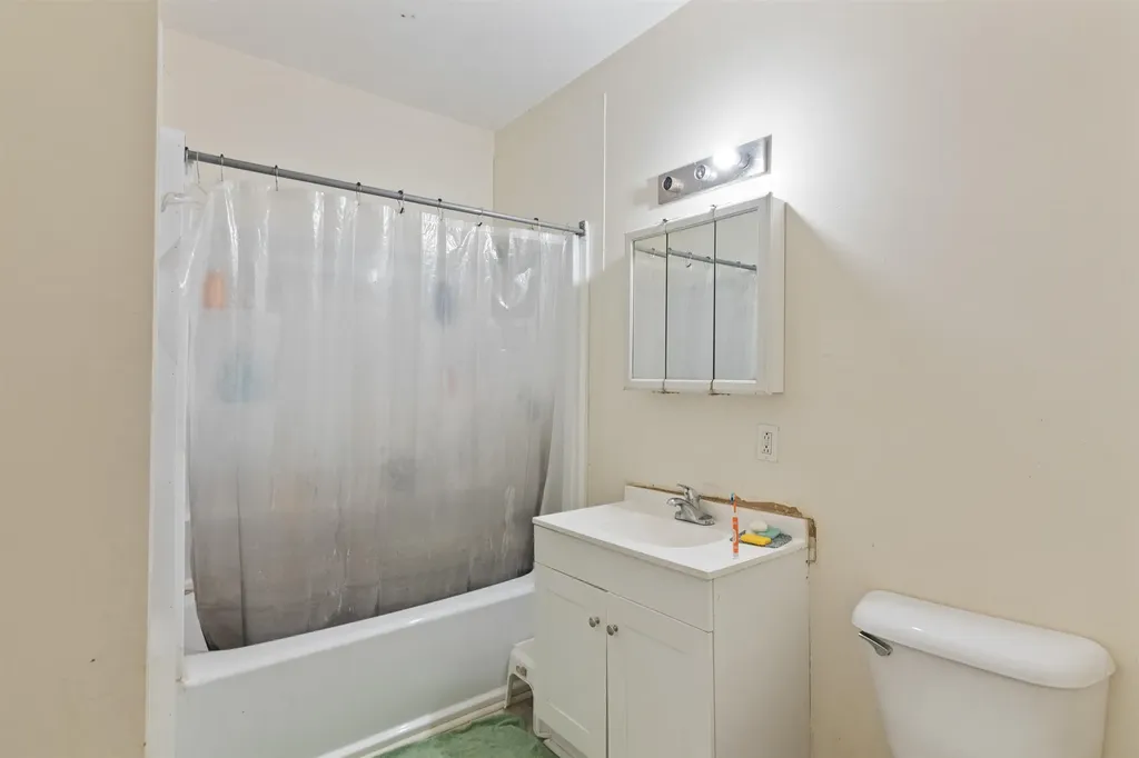 311-315 North Winooski Avenue Burlington VT 05401