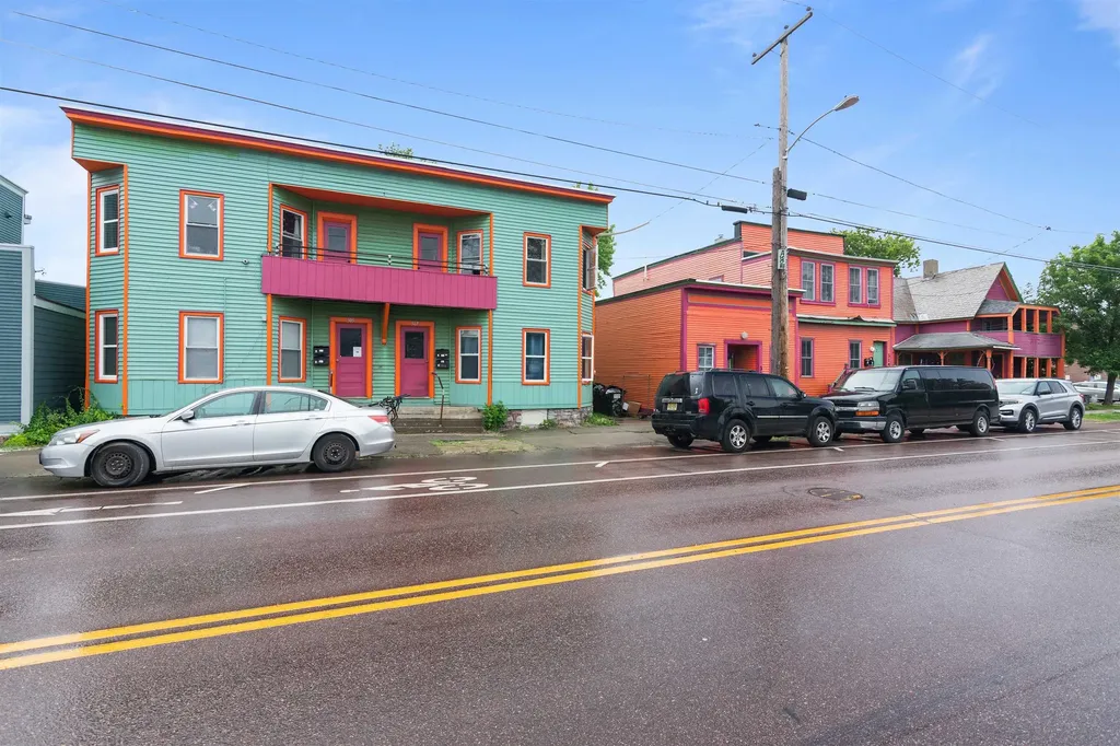 305-307 North Winooski Avenue Burlington VT 05401