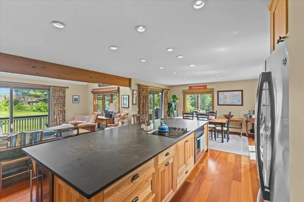 61 Garden Road Stowe VT 05672