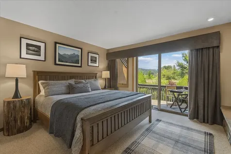 61 Garden Road Stowe VT 05672