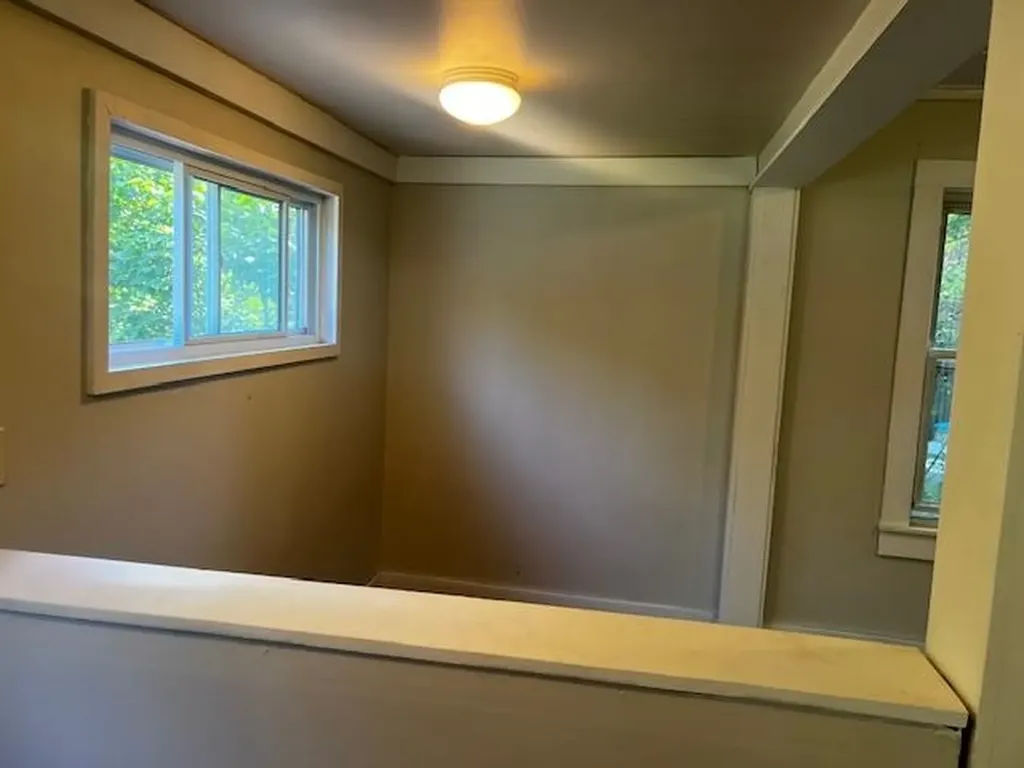 498 Clyde Street Newport City VT 05855