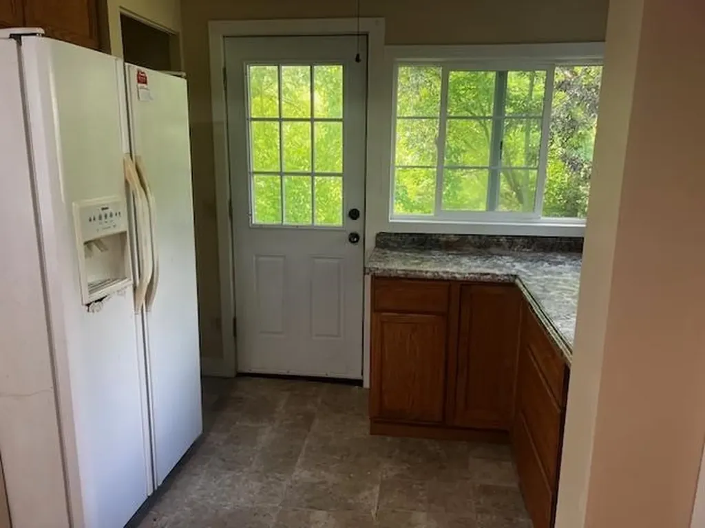 498 Clyde Street Newport City VT 05855