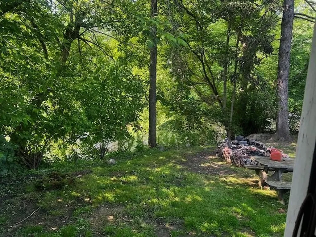 498 Clyde Street Newport City VT 05855