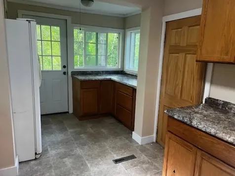 498 Clyde Street Newport City VT 05855