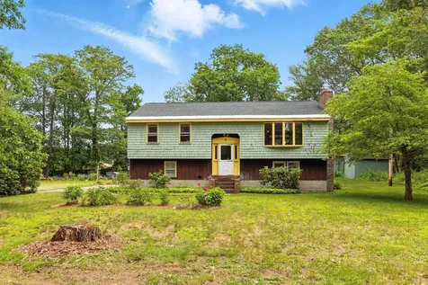 8 Bigs Lane Seabrook NH 03874