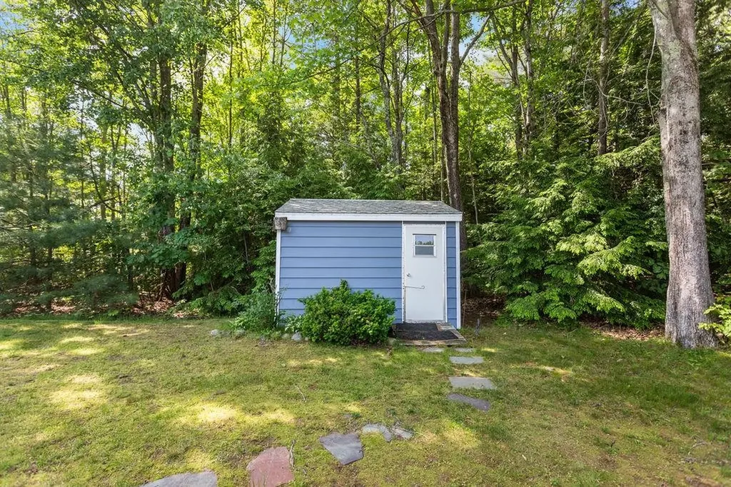 32 Monadnock Drive Rochester NH 03867