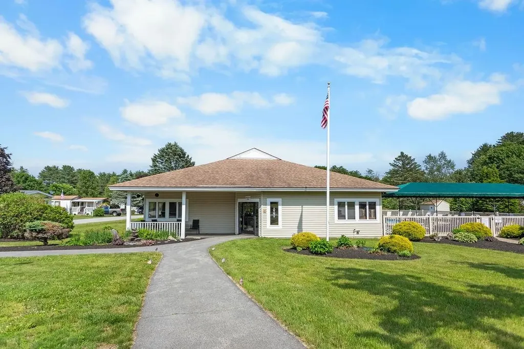 32 Monadnock Drive Rochester NH 03867