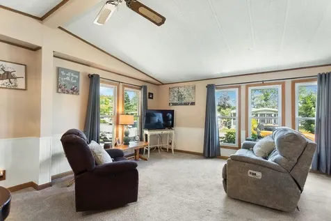 32 Monadnock Drive Rochester NH 03867