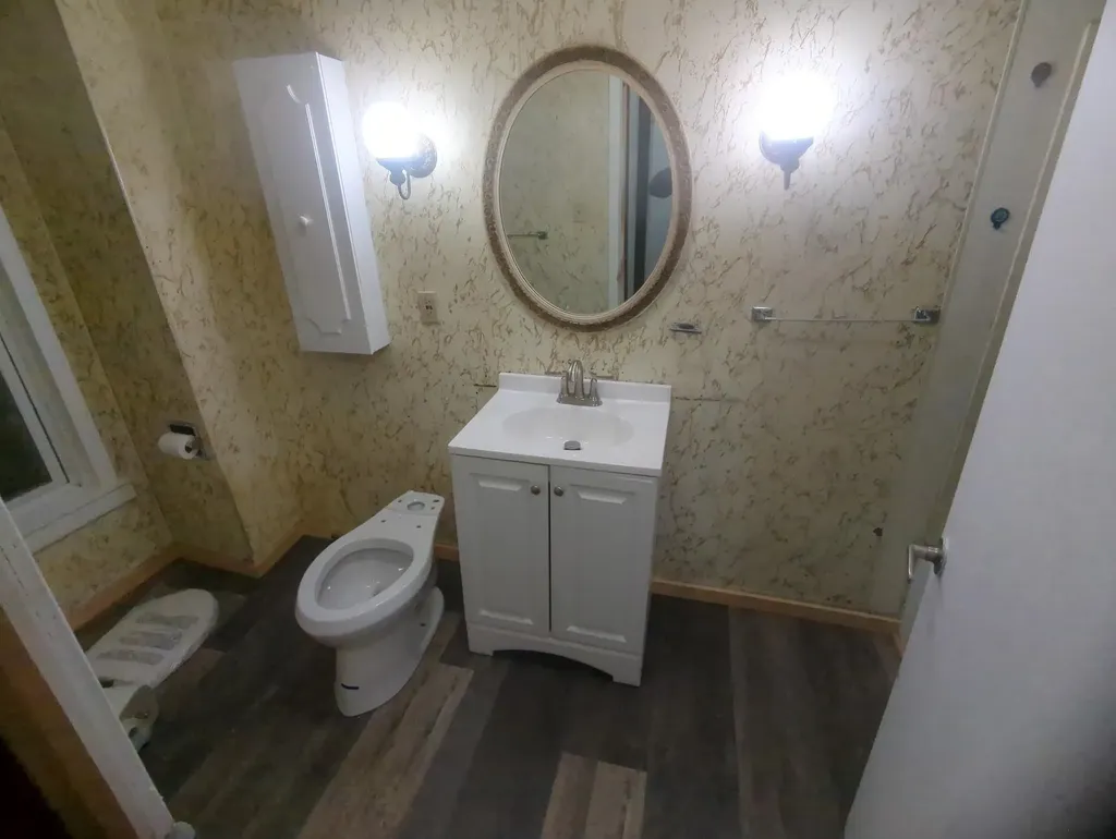 253 Main Street Poultney VT 05764