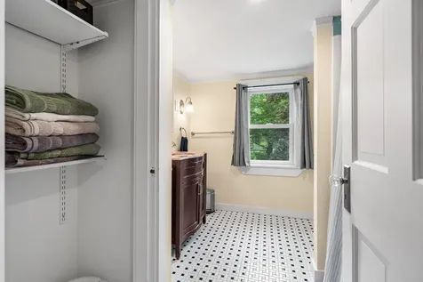 129 Haverhill Road East Kingston NH 03827