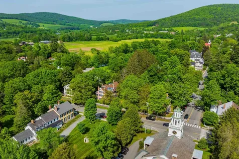 39 Elm Street Woodstock VT 05091