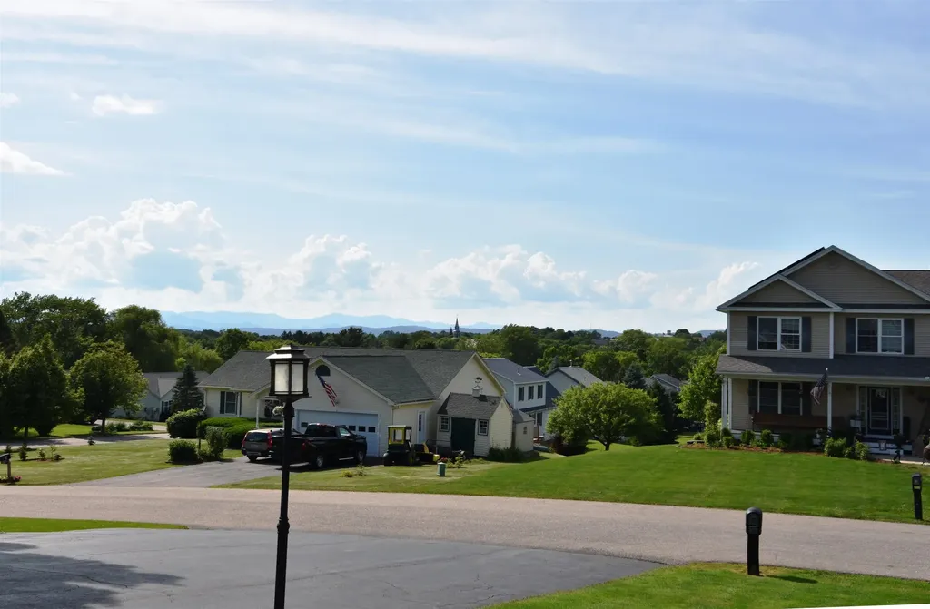 8 Green Meadow Acres Vergennes VT 05491