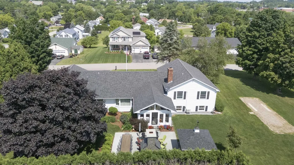 8 Green Meadow Acres Vergennes VT 05491