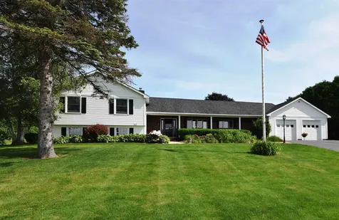 8 Green Meadow Acres Vergennes VT 05491