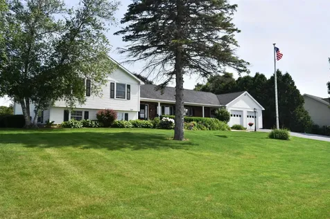 8 Green Meadow Acres Vergennes VT 05491