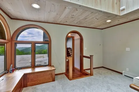 465 Pennell Road Chester VT 05143