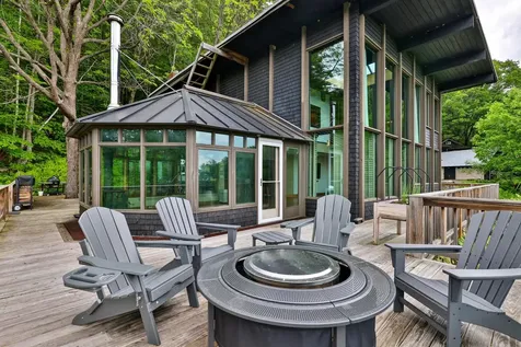 465 Pennell Road Chester VT 05143